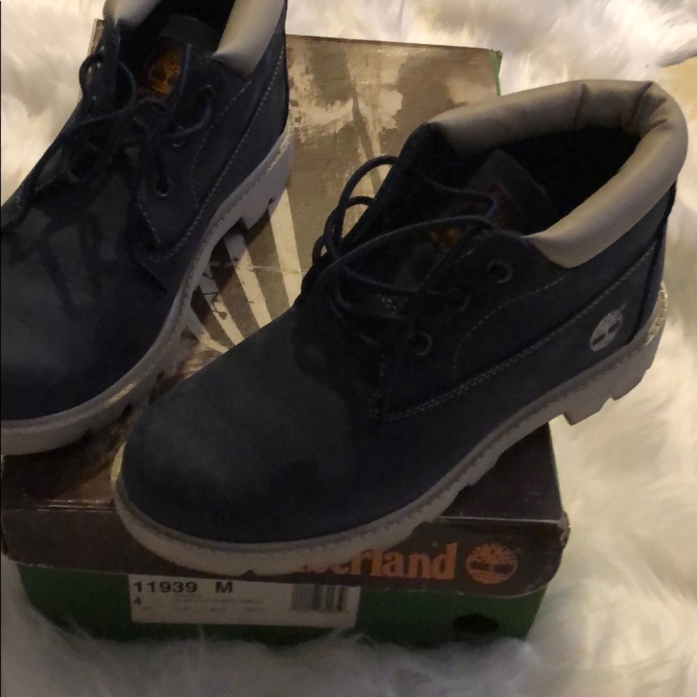 Timberlands - image 3